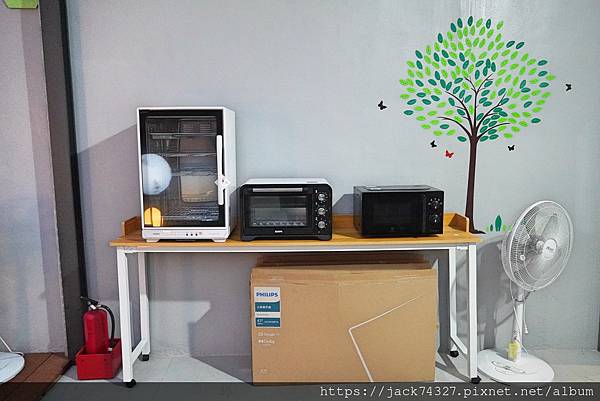 {苗栗住宿}南庄歡樂星球民宿,星球主題親子房境乾淨舒適,還有