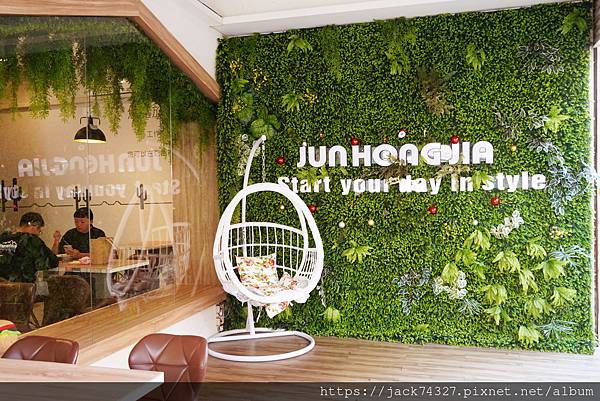 {台中美食}鈞泓家-嶺東店