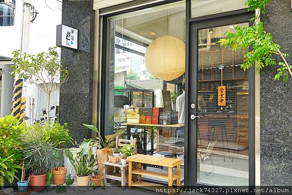 {台中美食}黑宿咖啡 Hei-Siou Café {台中美食}黑宿咖啡 Hei-Siou Café