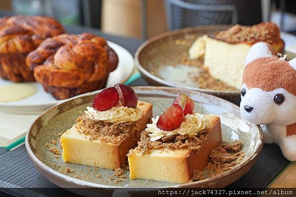 {台中美食}黑宿咖啡 Hei-Siou Café /悠閒靜謐 {台中美食}黑宿咖啡 Hei-Siou Café /悠閒靜謐