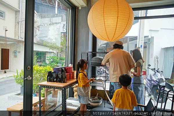 {台中美食}黑宿咖啡 Hei-Siou Café /悠閒靜謐 {台中美食}黑宿咖啡 Hei-Siou Café /悠閒靜謐