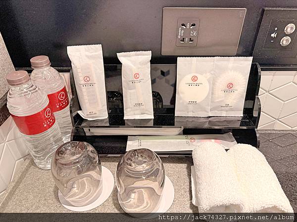 {澳門住宿}澳門葡京人LINE FRIENDS L'OCCI {澳門住宿}澳門葡京人LINE FRIENDS L'OCCI