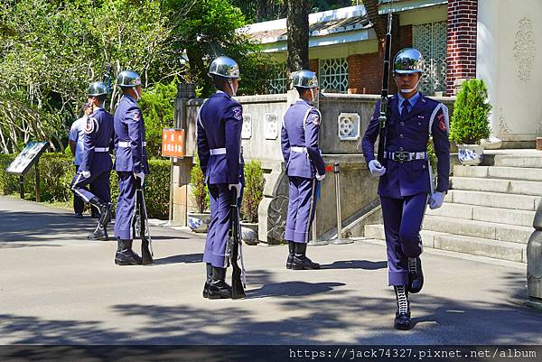 {桃園美食}大溪伴手禮推薦:「Soyue層玥 千層酥燒菓子大 {桃園美食}大溪伴手禮推薦:「Soyue層玥 千層酥燒菓子大