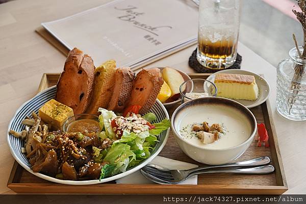 {台中美食}朝食午宴just brunch來台中開店了！鄰近