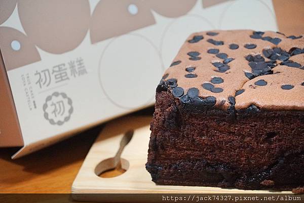 {新北美食}三峽老街必買伴手禮：「初蛋糕」使用履歷紅仁蛋＋非