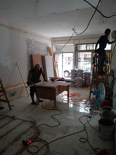 DSC_1223.jpg DSC_1223.jpg