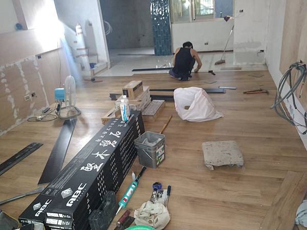 DSC_1805.jpg DSC_1805.jpg