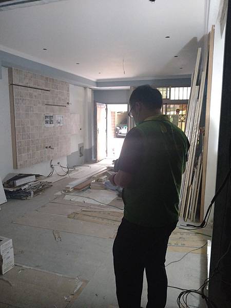 DSC_1930.jpg DSC_1930.jpg