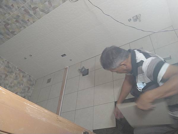 DSC_1942.jpg DSC_1942.jpg