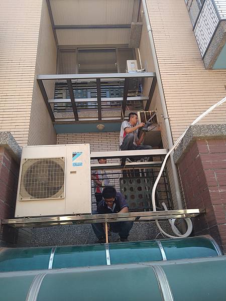 DSC_2061.jpg DSC_2061.jpg