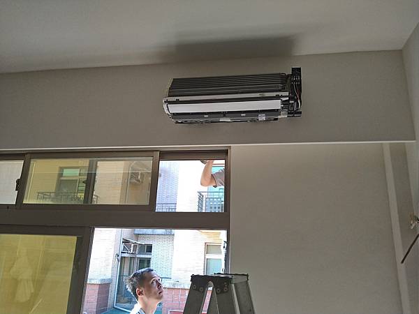 DSC_2074.jpg DSC_2074.jpg