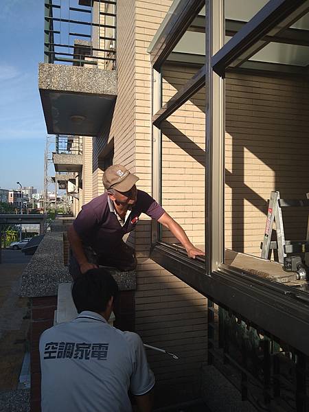 DSC_2085.jpg DSC_2085.jpg