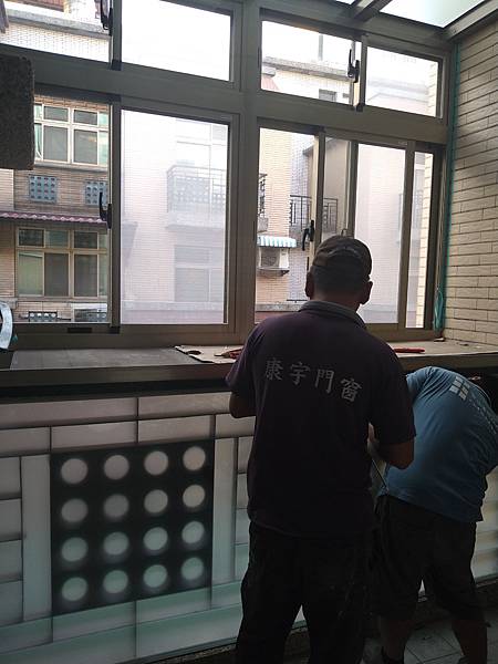 DSC_2090.jpg DSC_2090.jpg