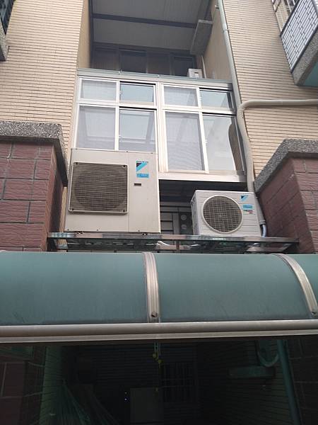 DSC_2098.jpg DSC_2098.jpg