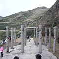 黃金神社遺跡，應該以前有屋頂吧