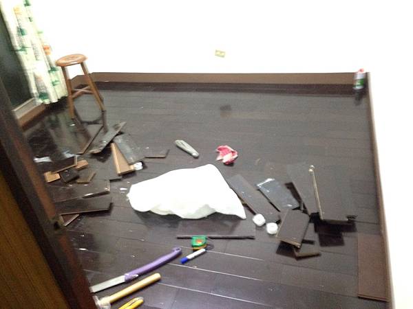 地板鋪設_170302_0001.jpg 地板鋪設_170302_0001.jpg