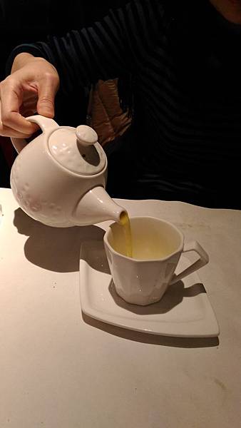 10飲料~熱的水果茶.jpg