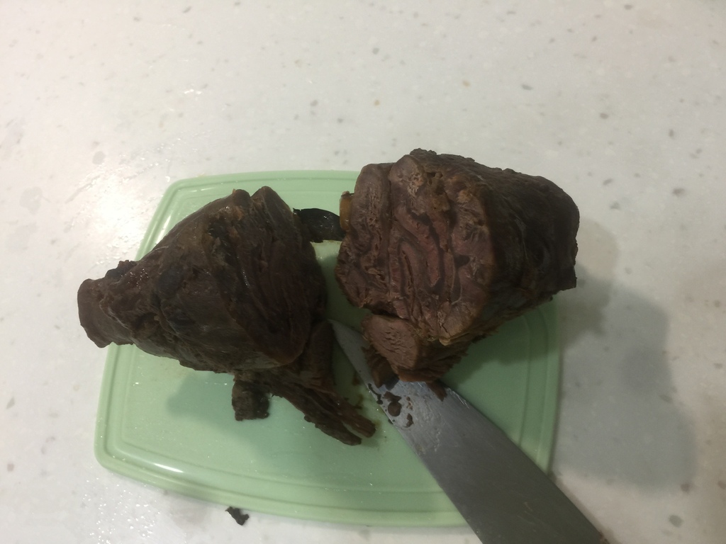 01自己滷的~醬牛肉(下).JPG