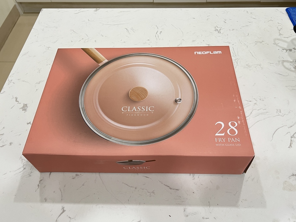 04網購新鍋子28公分的NEOFLAM平底鍋.JPG 04網購新鍋子28公分的NEOFLAM平底鍋.JPG