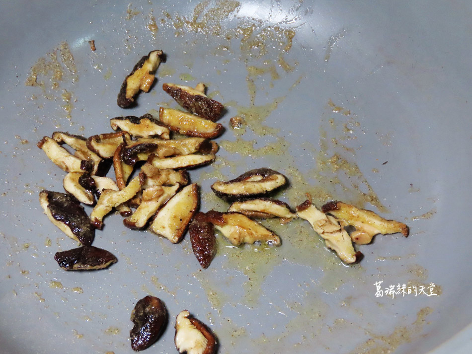 皇家榖堡台東米-芋香雞肉炊飯 (3).jpg