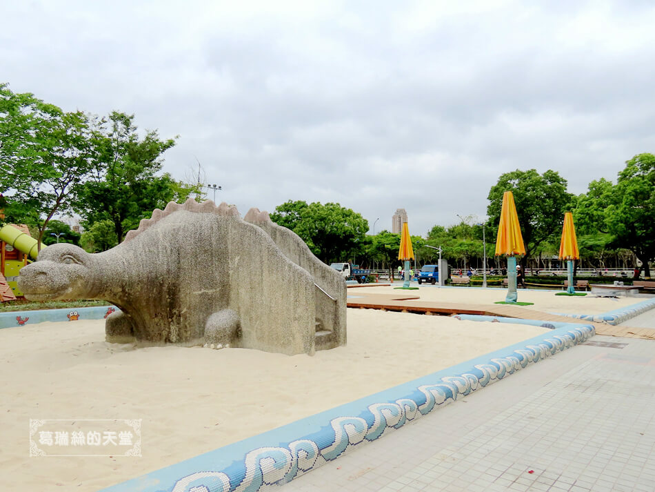 台北特色公園-大安森林公園-森林之王遊戲區 (9).JPG