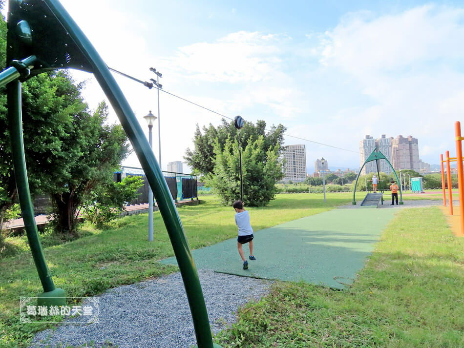 台北特色公園-中正河濱公園-哈囉公園 (13).JPG