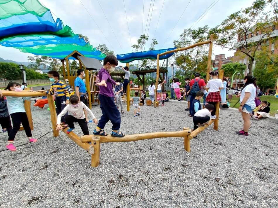 深坑景點-深坑兒童遊戲場 (11).jpg