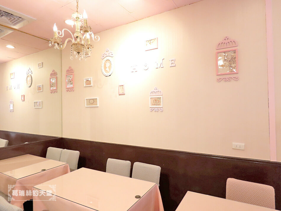 永和寵物友善餐廳-網美風餐廳-粉紅咖喱世界 (16).jpg
