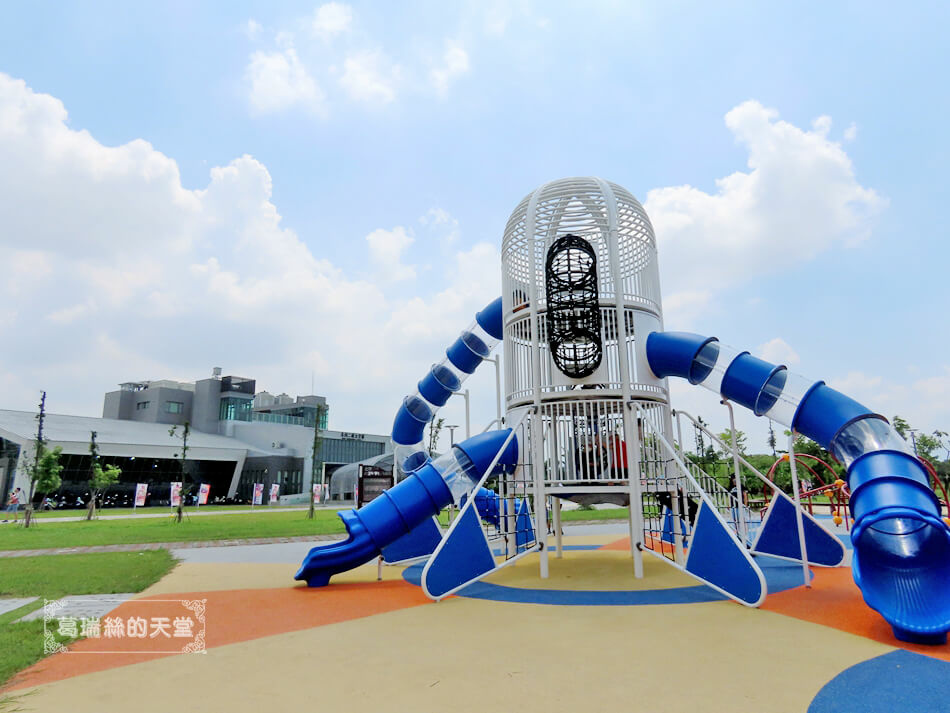 嘉義景點-北回二館太空館&星際探索體驗區-嘉義特色公園 (14).JPG