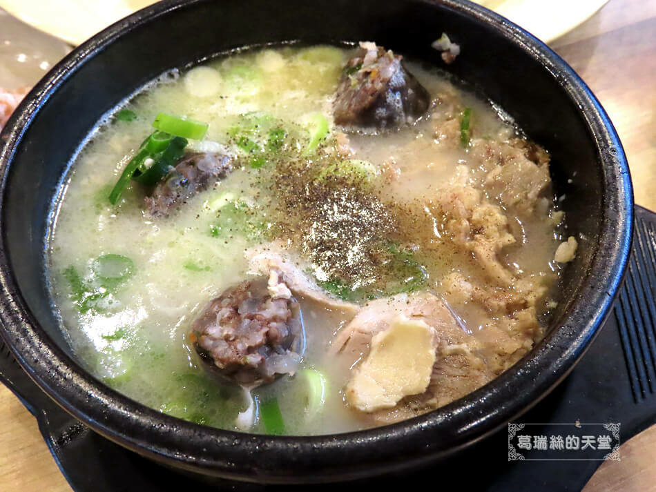 釜山必吃海雲台美食-密陽血腸豬肉湯飯 海雲台店 (18).JPG