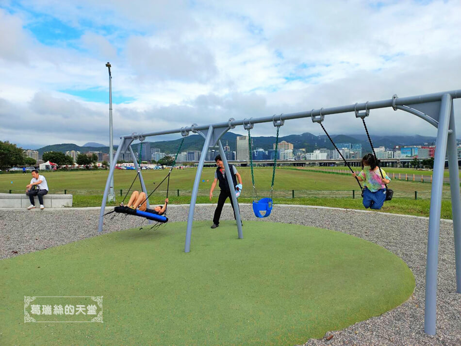 蛙仔坑生態遊戲場(觀山河濱公園兒童遊戲場) (10).jpg