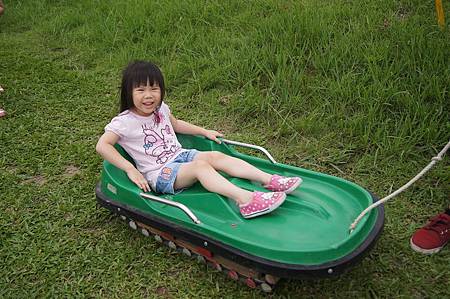 1040530福德坑滑草場15