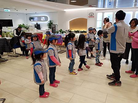 1070211Toyota技師7