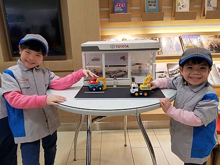 1070211Toyota技師32