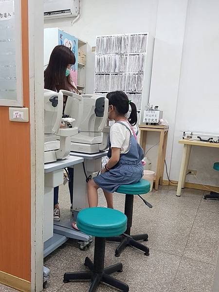 1090529眼睛複檢2.jpg 1090529眼睛複檢2.jpg