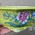 興榮藝---粉綠底彩繪花鳥八角盆鉢