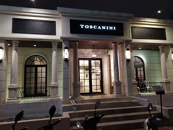 托斯卡尼尼_201115_68.jpg 托斯卡尼尼_201115_68.jpg