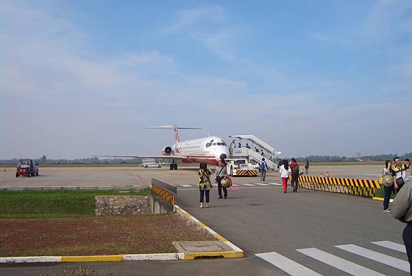 D5-2-吳哥機場2.JPG