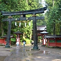 八荒山神社-入口.jpg