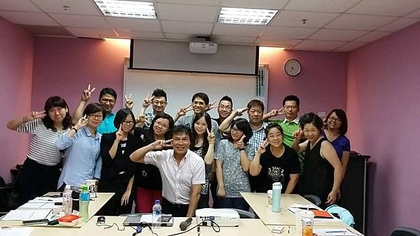 2016.6.19 百大名師學院： 活動教具設計班1.jpg