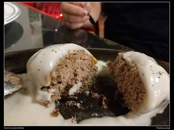 IMG_20180915_182138_1.jpg IMG_20180915_182138_1.jpg