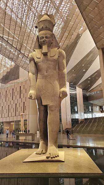 埃及旅行_拉米西斯二世 X 阿布辛貝神殿 X 大埃及博物館 埃及旅行_拉米西斯二世 X 阿布辛貝神殿 X 大埃及博物館