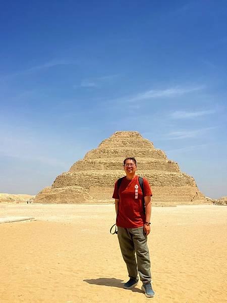 埃及旅行_第一座金字塔