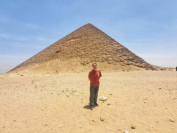 埃及旅行_第一座金字塔