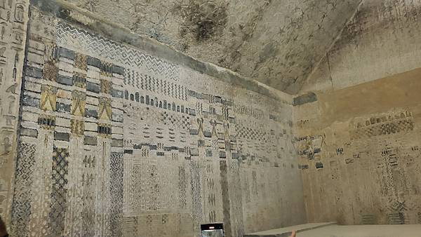 埃及旅行_第一座金字塔