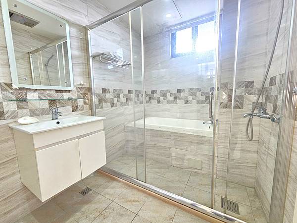 獨家台積電【天御】大三房加平車