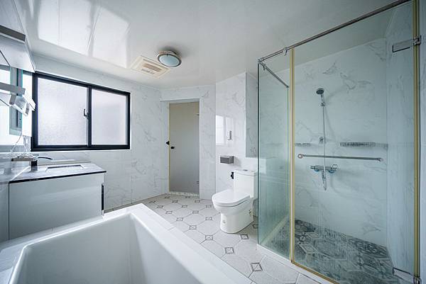 【竹南享家】雙層雙平車｜大坪數露臺美廈