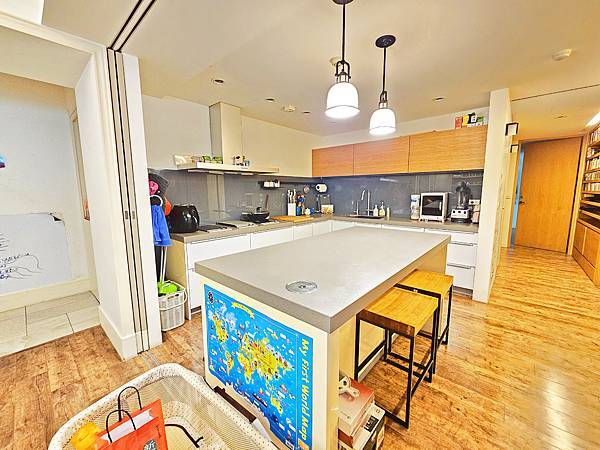 【昌益綠光】超美大坪數B1雙平車 【昌益綠光】超美大坪數B1雙平車