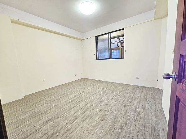 【大潤發商圈】一層一戶寧靜三房平車 【大潤發商圈】一層一戶寧靜三房平車