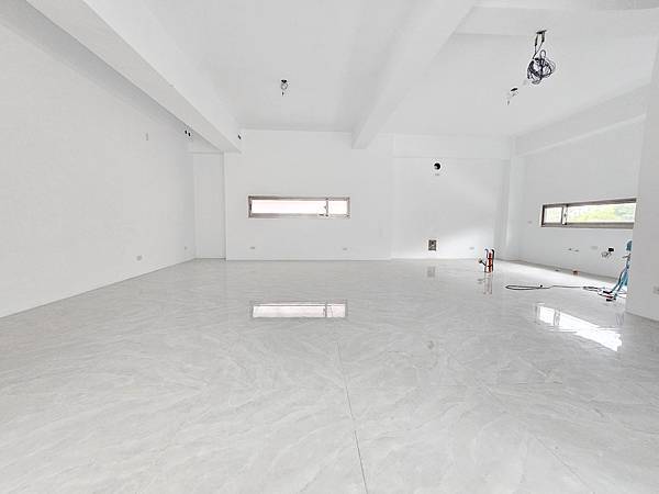 近園區【愛迪生山莊】角間獨棟別墅 近園區【愛迪生山莊】角間獨棟別墅